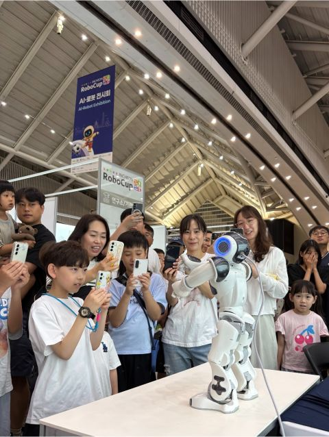 RoboCup 世界赛事5.png